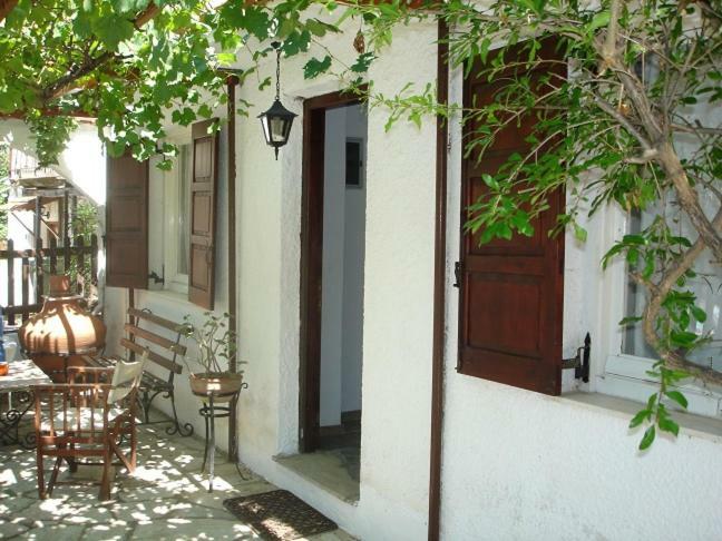 Villa Alexandra Paleo Trikeri Exterior photo