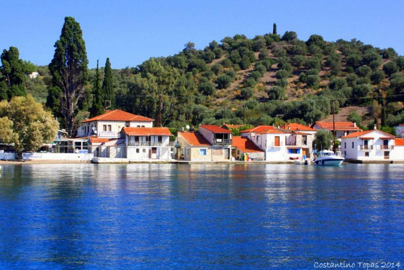 Villa Alexandra Paleo Trikeri Exterior photo